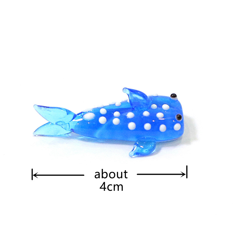 Miniature Glass Shark Figurine - Marine Aquarium Japan のレビューと価格