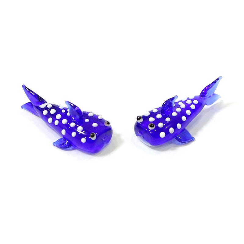 Miniature Glass Shark Figurine - Marine Aquarium Japan のレビューと価格