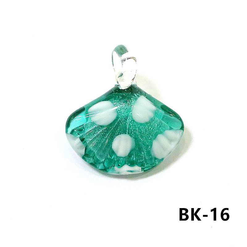 Colorful Mini Sea Shell Charm  - Marine Life Aquariums のレビューと価格